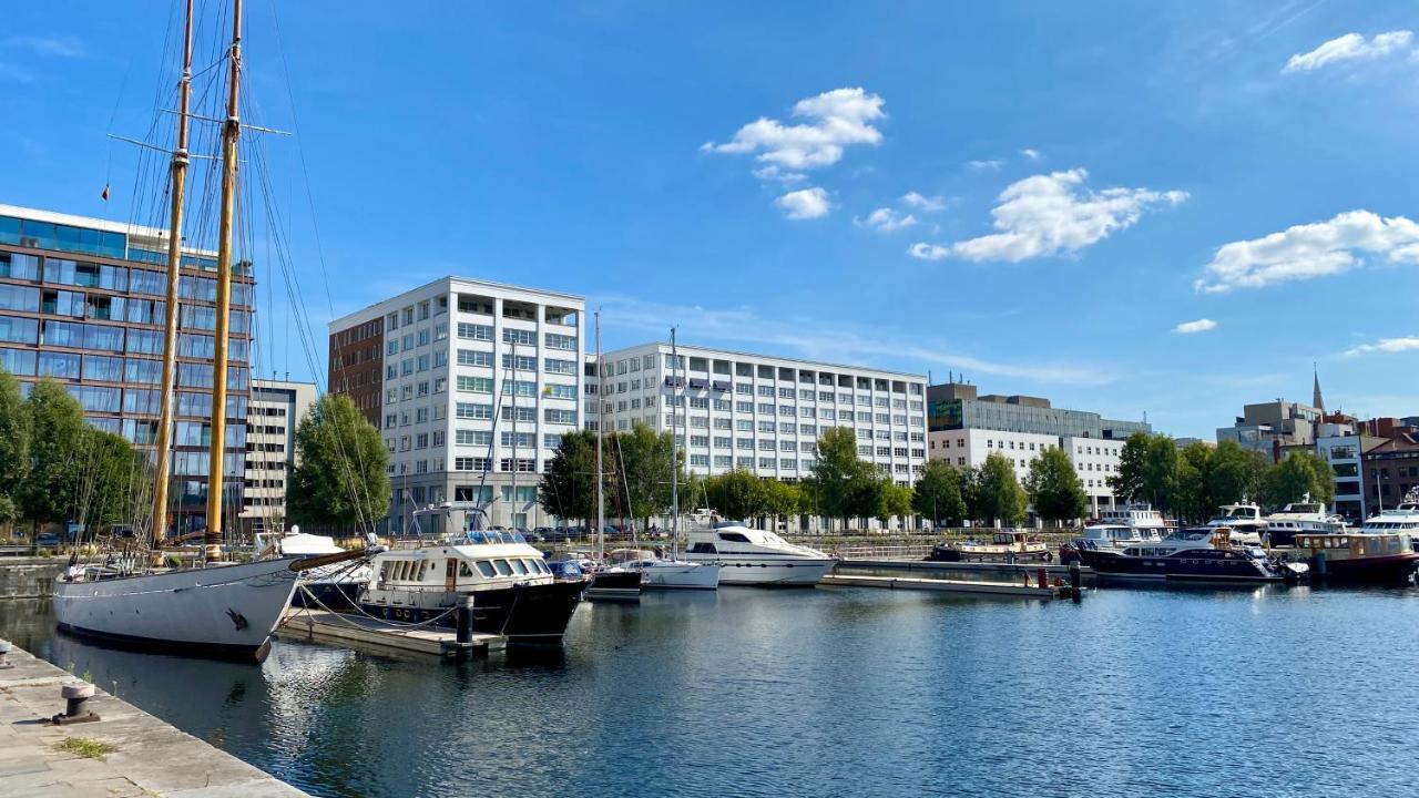Oneluxstay Antwerp City Centre Exterior photo