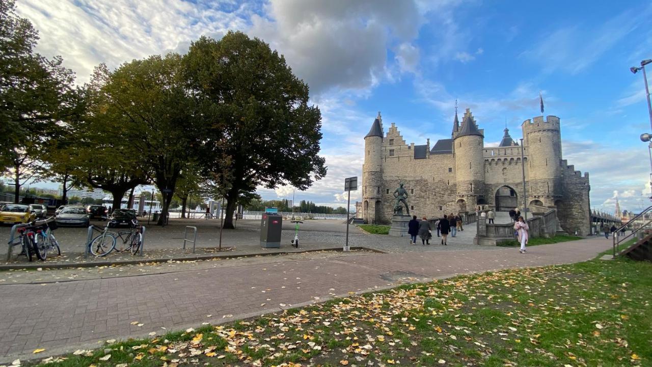Oneluxstay Antwerp City Centre Exterior photo