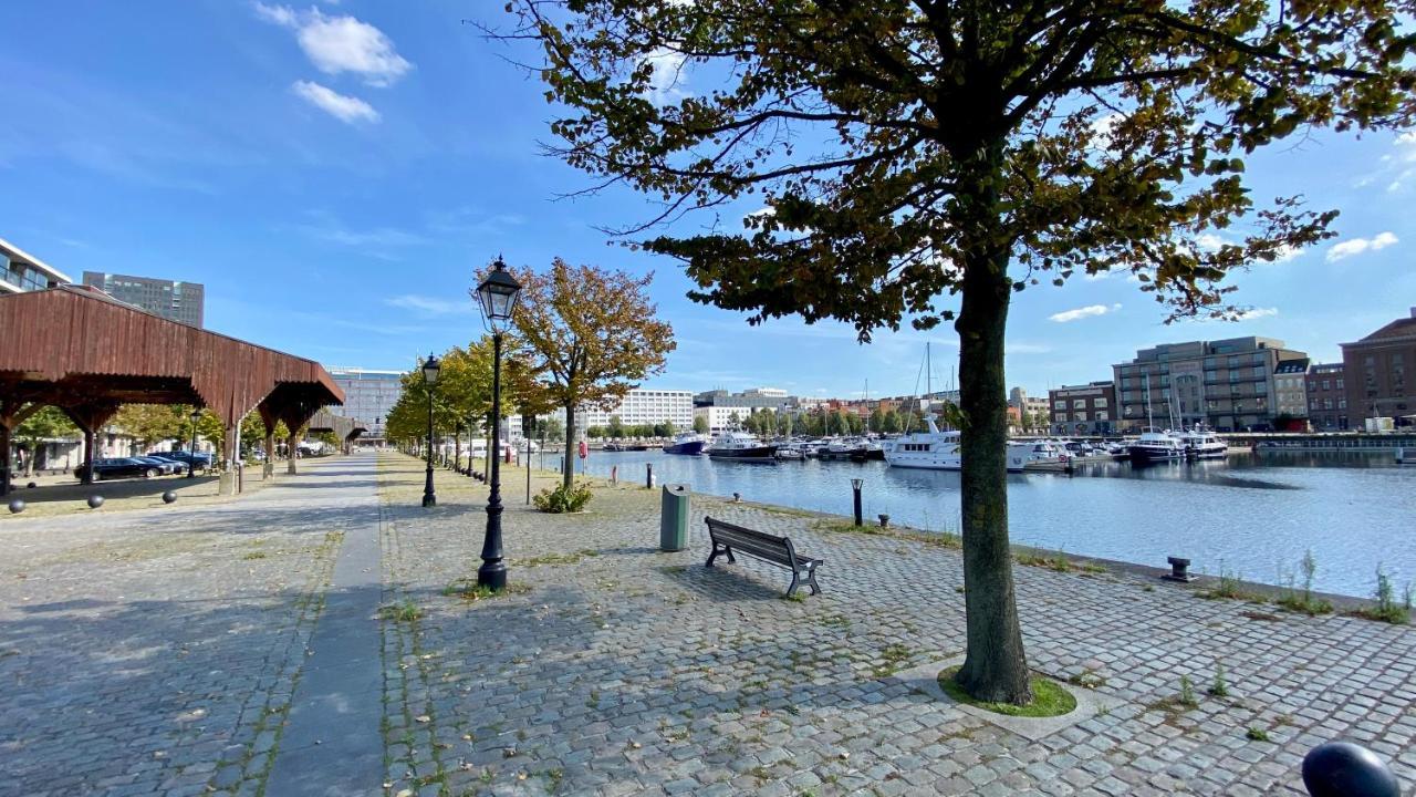 Oneluxstay Antwerp City Centre Exterior photo